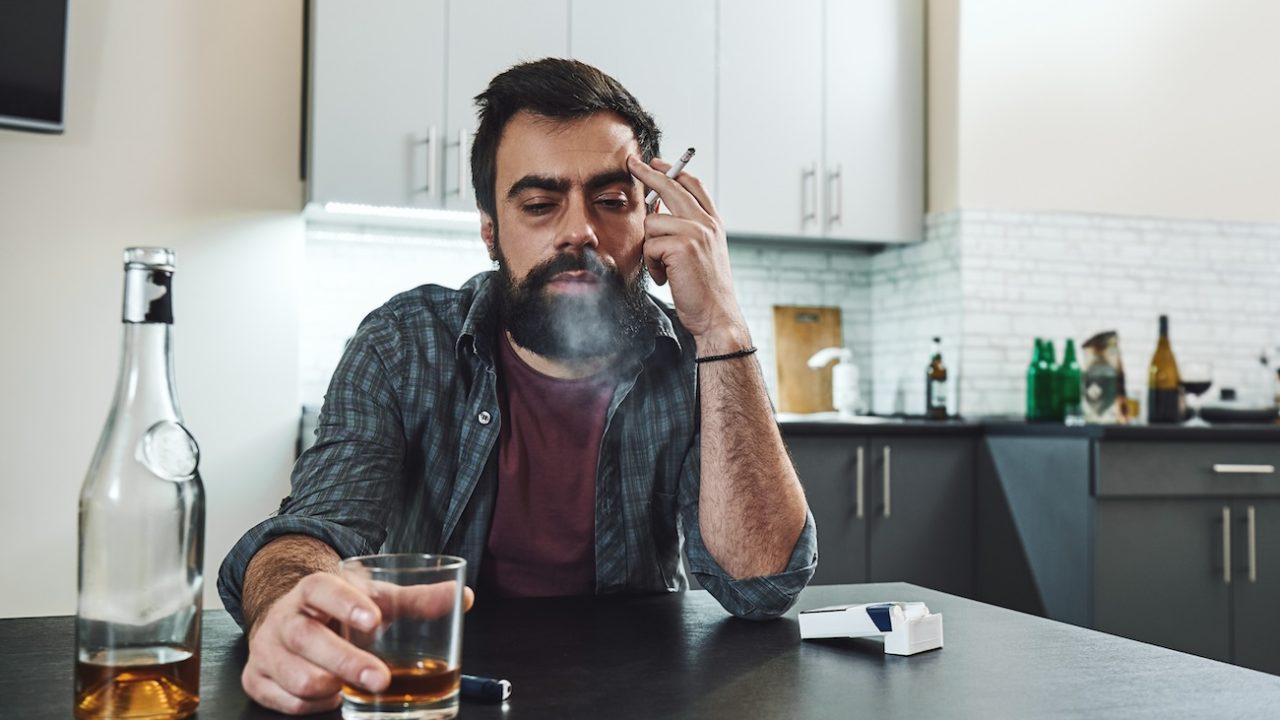 Rozwód z osobą uzależnioną – jak zabezpieczyć siebie i dzieci?